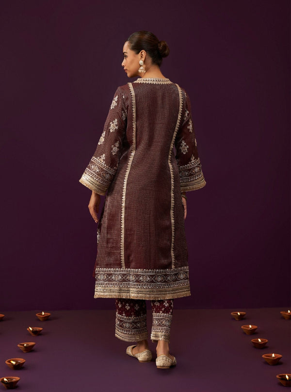 Iyana Banarsi Wine Kurta Set