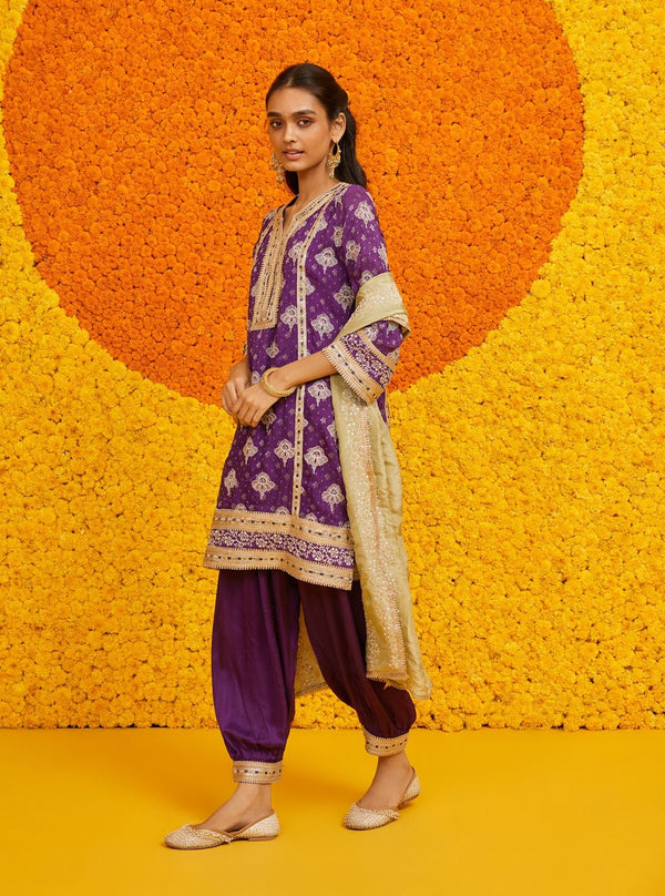 Faye Banarsi Purple Kurta Set