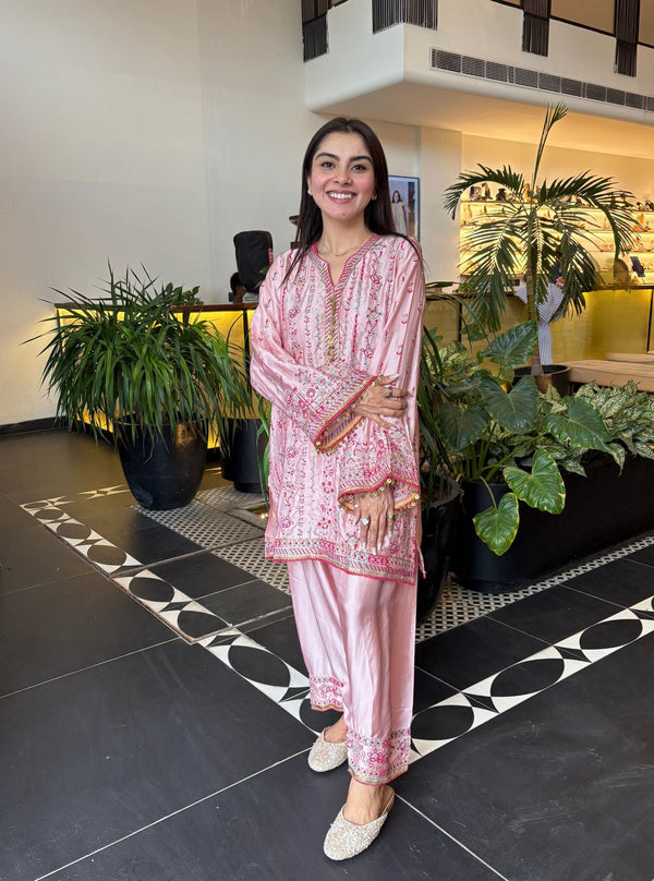 Pralika Bemberg Satin Pink Kurta Set