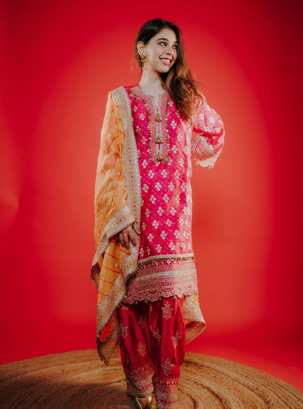 Elira Cupro Satin Fuschia Kurta Sets