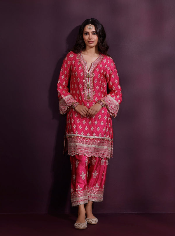 Elira Cupro Satin Fuschia Kurta Sets