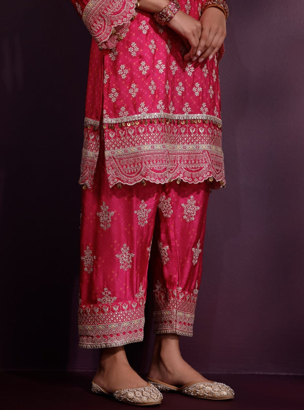 Elira Cupro Satin Fuschia Kurta Sets