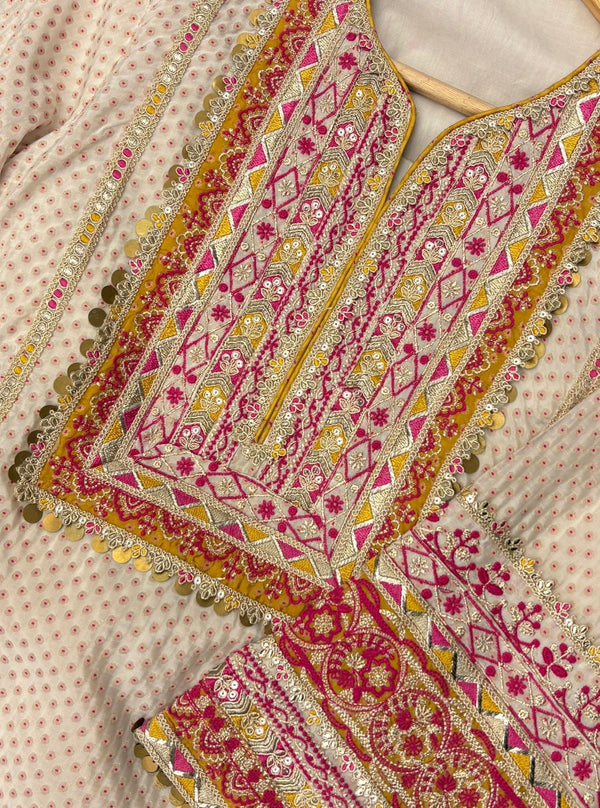 Utsavi Off White Banarasi Kurta Set