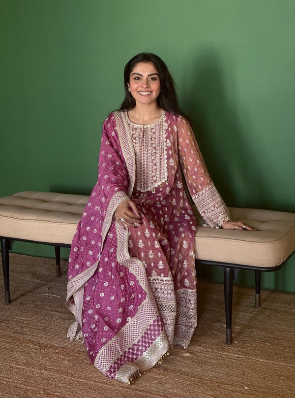 Jalwa Luxe Organza Plum Anarkali Kurta Set