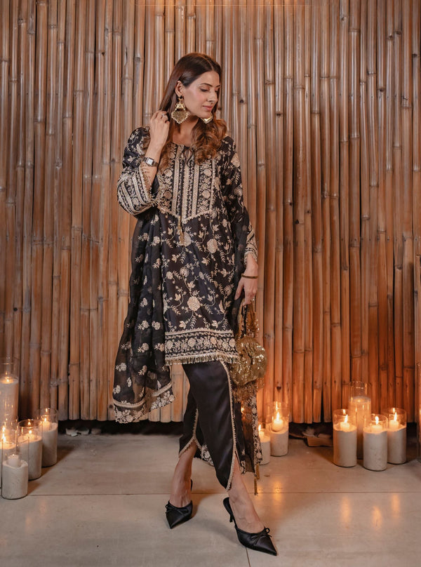 Sanae Cupro Satin Black Kurta Set