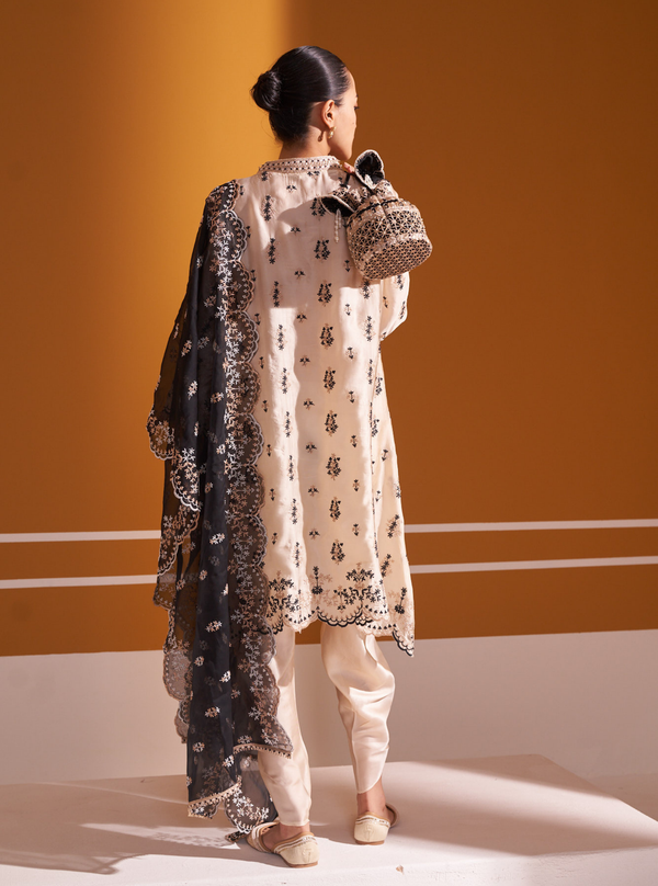 Callaia Cupro Satin Off White Kurta Set