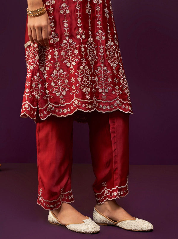 Tasanee Cupro Satin Red Kurta Set