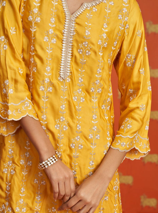 Tasanee Cupro Satin Yellow Kurta Set